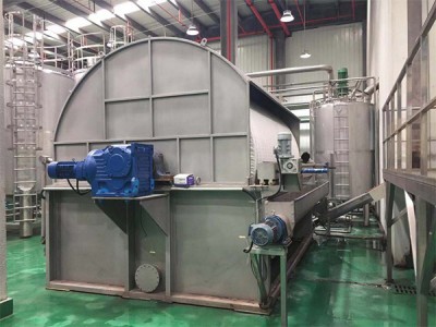 Filtre à tambour à vapeur